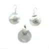 set en argent et nacre,soit un paire de boucles d'oreilles et un pendentif pour 169 francs.-bijouxbijoux.ch