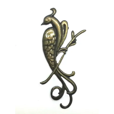 jolie broche , très légère