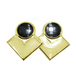 clips d'oreilles 15 francs