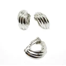 clips d'oreilles argentées pour seulement 19 francs . -bijouxbijoux.ch