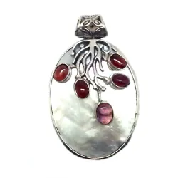 pendentif en argent, hyper beau en nacre blanche et 5 pierres naturelles pour 149 frs .-bijouxbijoux.ch