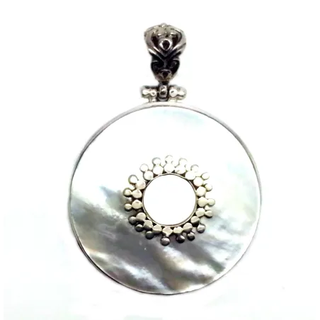 pendentif très sympa en argent massif et nacre pour 109 frs .-bijouxbijoux.ch